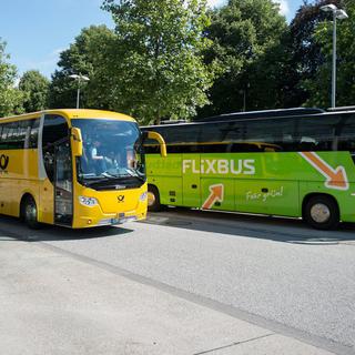 La compagnie allemande FlixBus a étendu son réseau en Suisse cette année. [EPA/Keystone - Daniel Reinhardt]