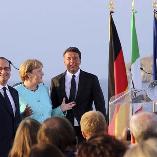 François Hollande, Angele Merkel et Matteo Renzi, lundi à Ventotene (Italie9. [AP/Keystone - Roberta Basile]