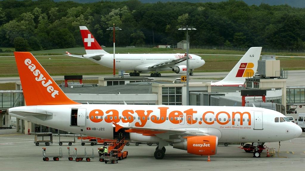 Avec l'arrivée possible d'Eurowings, les compagnies à bas prix pourraient totaliser 65% des vols à Genève. [Keystone - Martial Trezzini]