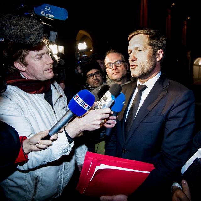 Le Premier ministre wallon Paul Magnette s'exprime après une réunion sur l'accord de libre-échange CETA, le 25 octobre 2015. [Belga Photo/AFP - Jasper Jacobs]