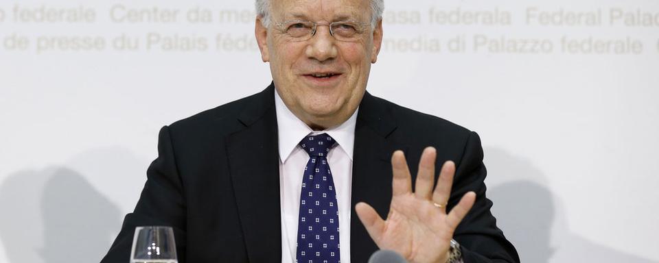 Johann Schneider-Ammann a fait rire toute la toile... [Keystone - Peter Klaunzer]