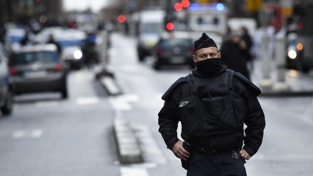 C'est un commissariat dans le quartier de la Goutte-d'or qui était visé. [Lionel Bonaventure]