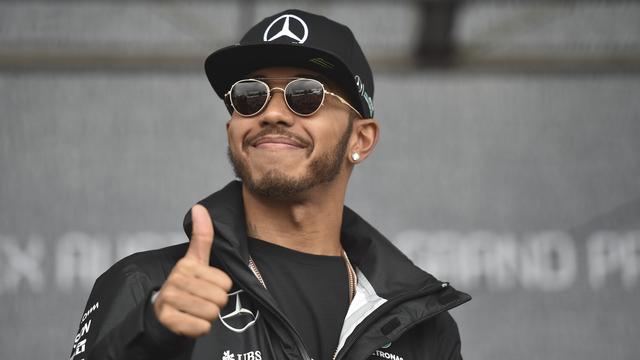 Le sourire est de mise dans le paddock pour Hamilton. [Peter Parks]