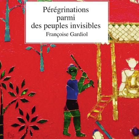 Couverture du livre "Pérégrinations parmi des peuples invisibles". [Editions de l'Aire]