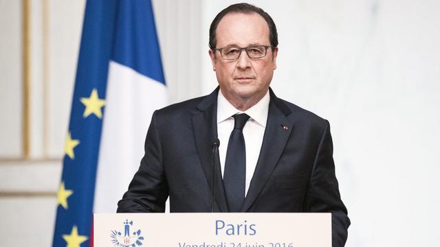 François Hollande a pris la parole après l'annonce du Brexit. [EPA/Keystone - Etienne Laurent]