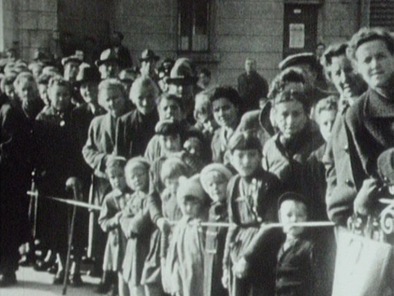 Les réfugiés hongrois en 1956. [RTS]