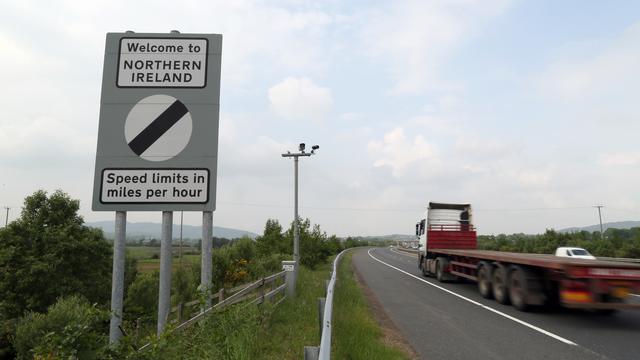 La frontière qui divise l'île britannique est aujourd'hui invisible, mais cela pourrait changer.