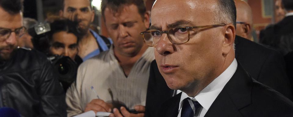 Bernard Cazeneuve rappelle l’importance de maintenir un vigilance policière absolue. [Boris Horvat]