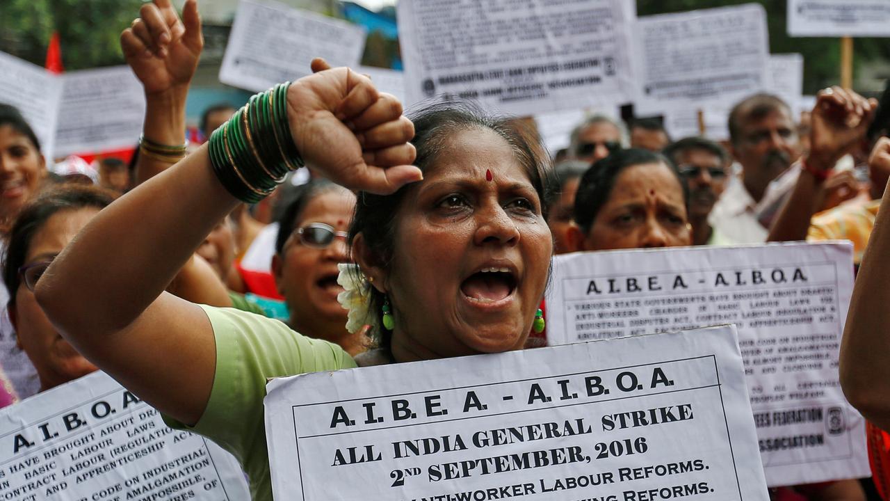 Des millions d'Indiens sont en grève vendredi pour protester contre des projets de privatisations. [Danish Siddiqui]