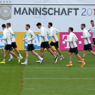 L'équipe allemande de football lors d'un entraînement à Ascona en juin dernier. [Keystone - Samuel Golay]