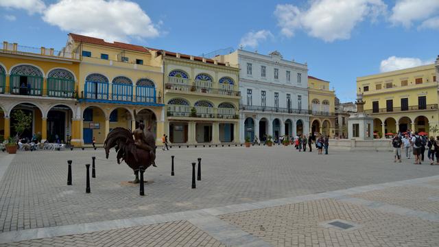 La place vieille de La Havane. [CC BY-SA 3.0 - Toutaitanous]