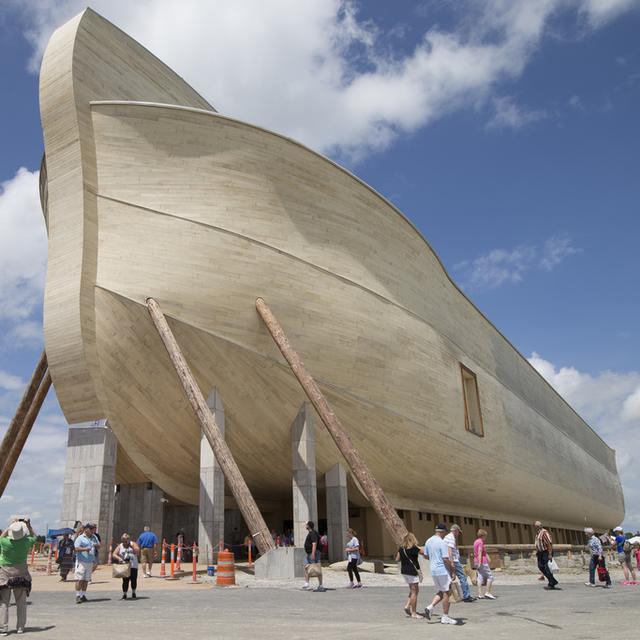L'arche de Noé "grandeur nature" accueille depuis le début du mois de juillet les visiteurs férus d’histoire biblique, à Williamstown. [Keystone - John Minchillo - AP Photo]