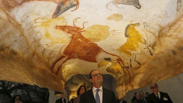 La réplique de la grotte de Lascaux 4 lors de l'inauguration avec François Hollande. [Régis Duvignau]