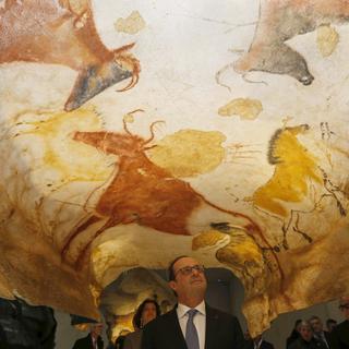 La réplique de la grotte de Lascaux 4 lors de l'inauguration avec François Hollande. [Régis Duvignau]