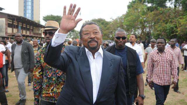 Jean Ping, âgé de 73 ans, a été plusieurs fois ministre dès les années 80 sous le règne du précédent président Omar Bongo. [AFP - STEVE JORDAN]