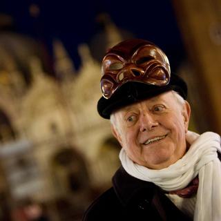 Dario Fo, photographié lors du carnaval de Venise en 2009. [REUTERS - © Alessandro Bianchi / Reuters]
