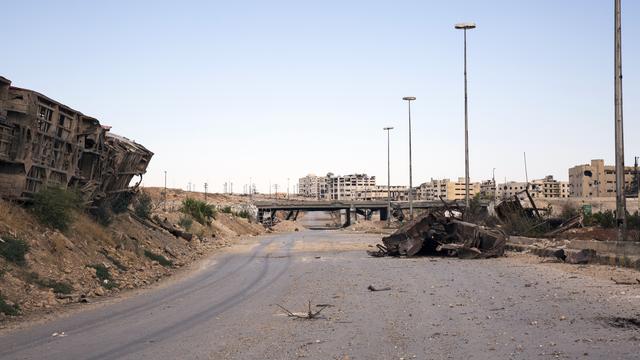 La route de Castello, au nord d'Alep, est choisie par l'ONU pour faire entrer l'aide humanitaire dans les quartiers rebelles, où vivent près de 250'000 personnes affamées. [AFP]