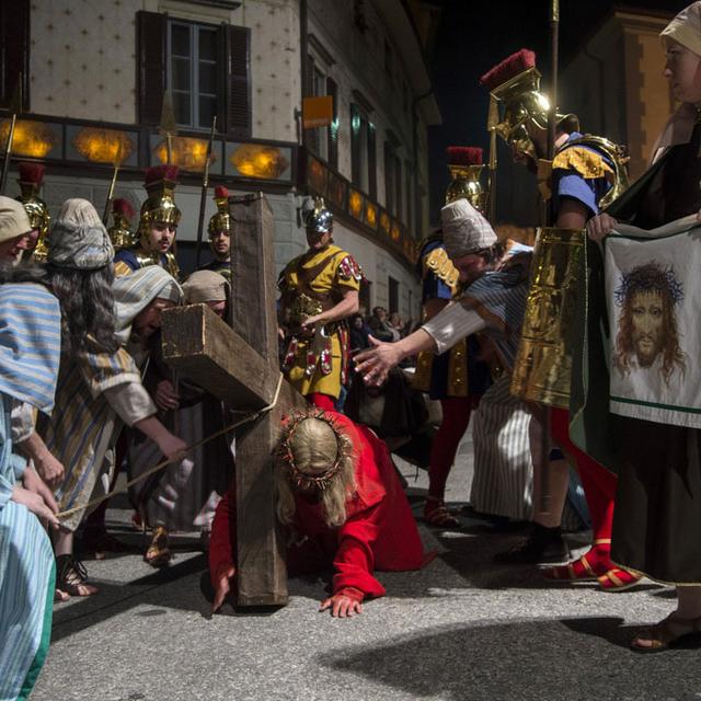 La procession de Pâques, Mendrisio le 2 avril 2015. [Benedetto Galli]
