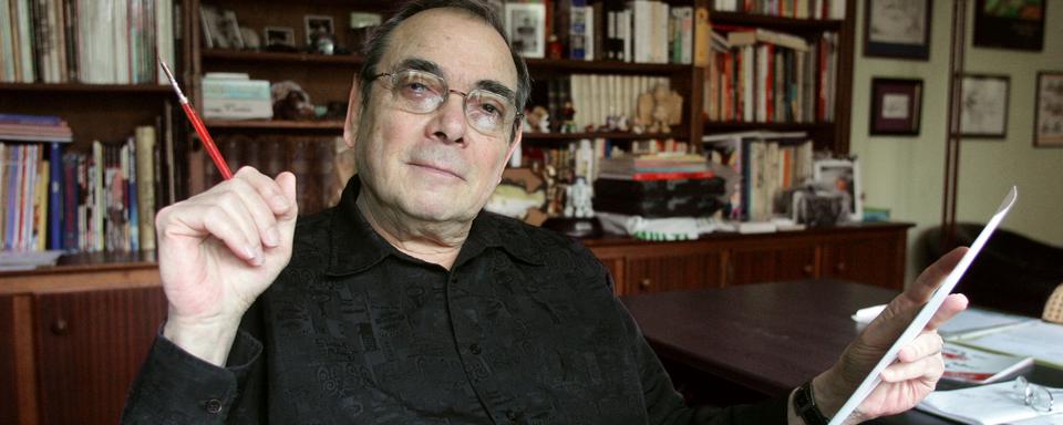 Le dessinateur Gotlib dans son bureau à Paris le 4 mai 2005. [AFP - François Guillot]