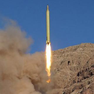 Un missile lancé depuis un lieu gardé secret en Iran. [SEPAHNEWS]