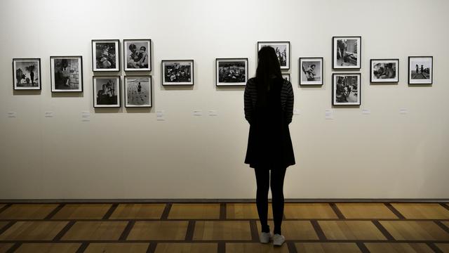 Le travail  de Werner Bischof est expose au Musée de l'Elysee jusqu'au 1er mai. [Keystone - Jean-Christophe Bott]