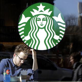 Starbucks a annoncé son intention d'ouvrir une enseigne en Italie début 2017. [Mark Lennihan]