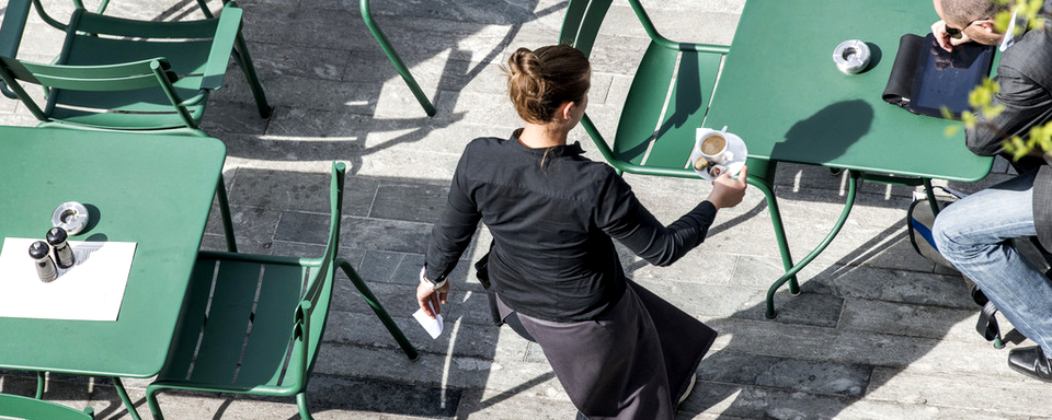 Le métier de restaurateur est accessible trop facilement selon certains. [Keystone - Christian Beutler]