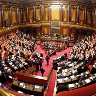 La salle du Sénat italien à Rome. [Reuters - Remo Casilli]