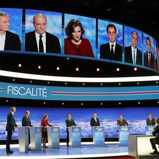 Les candidats à l'investiture présidentielle de la droite et du centre en France ont disputé leur premier débat à sept. [Philippe Wojazer]