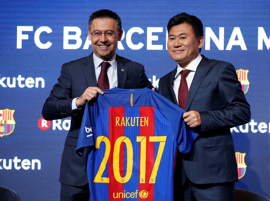 La marque Rakuten sera le nouveau sponsor du FC Barcelone. [Reuters - Albert Gea]