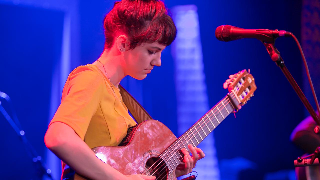 Cyrielle Formaz, pour la première fois sans son groupe Macaô. [RTS - Jérôme Genet]