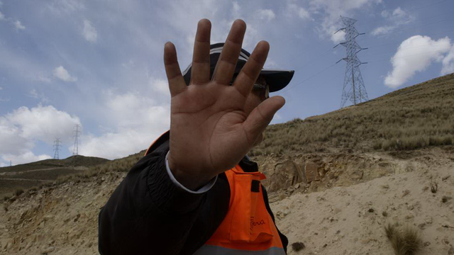 Trading Paradise est le dernier film du réalisateur suisse Daniel Schweizer, sur les pratiques des géants de l'extraction minière Glencore et Vale.