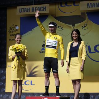 Mark Cavendish est le premier maillot jaune du Tour de France 2016. [EPA / Keystone - Kim Ludbrool]