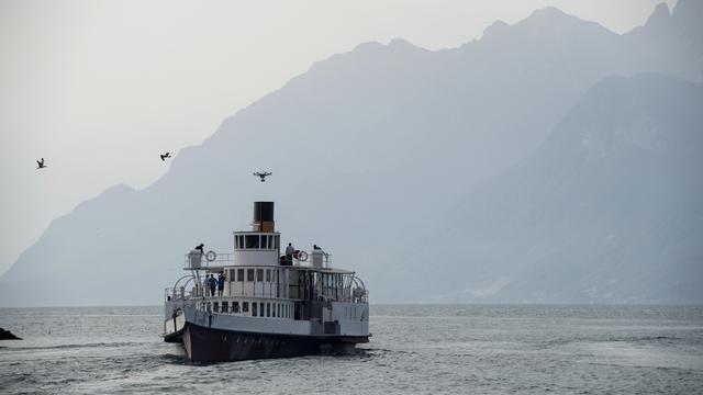 L'Italie, fleuron de la flotte Belle-Epoque de la CGN, a retrouvé les eaux du Léman. [KEYSTONE - Jean-Christophe Bott]