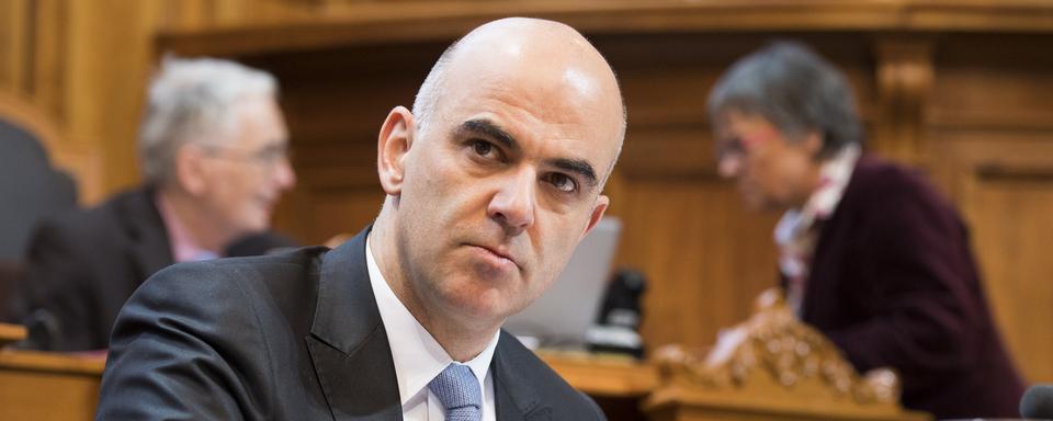 La publicité pour le tabac ne sera pas restreinte, au grand dam d'Alain Berset. [Keystone - Anthony Anex]