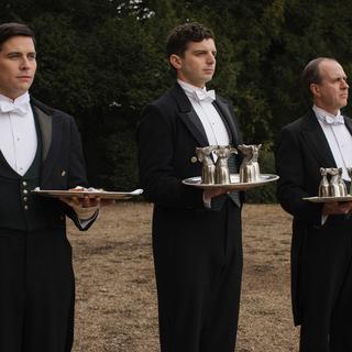 "Downton Abbey": Robert James-Collier (Thomas Barrow), Michael Fox (Andy Parker) et Kevin Doyle (Joseph Molesley) [RTS / NBCUniversal / Nick Briggs]