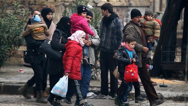 Ils seraient encore 50'000 civils à Alep. [reuters - Abdalrhman Ismail]