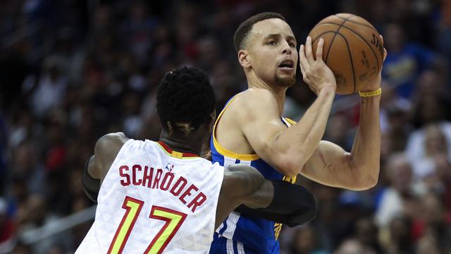 Stephen Curry a une nouvelle fois été intenable au grand dam des Hawks. [J.Bazemore]