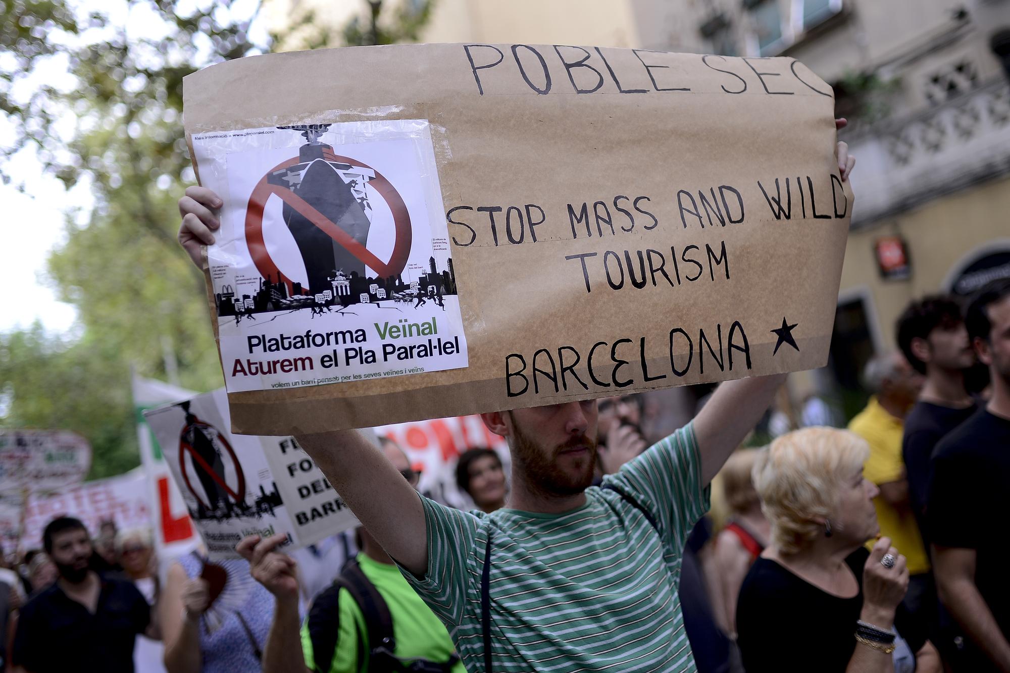 Manifestation contre le "tourisme ivre" à Barcelone, le 30 août 2014.