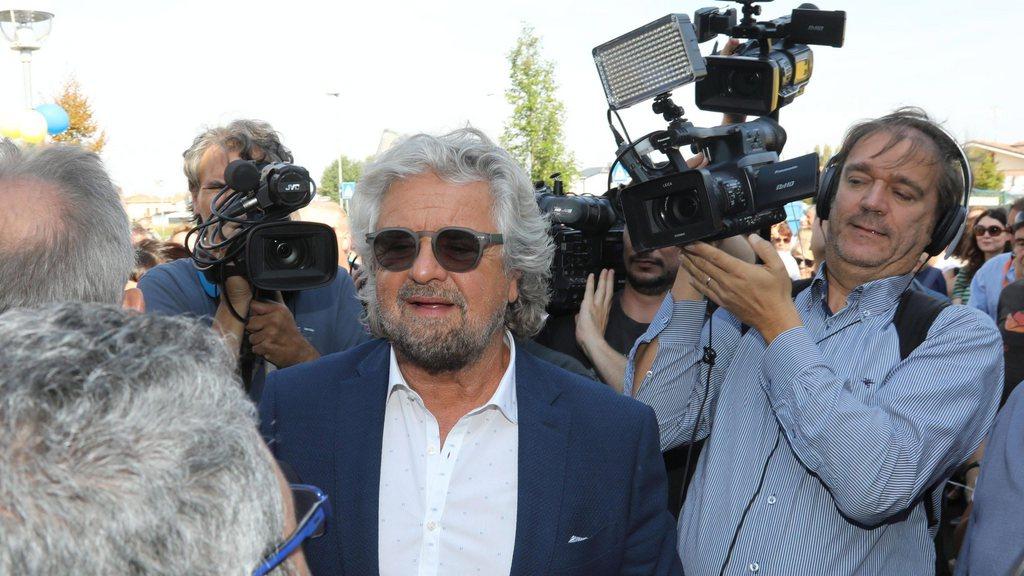 Le Mouvement 5 étoiles, parti de Beppe Grillo, est en proie aux divisions internes. [EPA/Keystone - Elisabetta Baracchi]