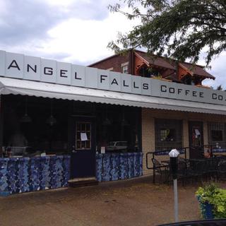 L'établissement Angel Falls Coffee, à Akron dans l'Ohio. [Facebook]