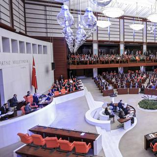 Les élus turcs réunis au Parlement à Ankara. [Keystone - EPA]
