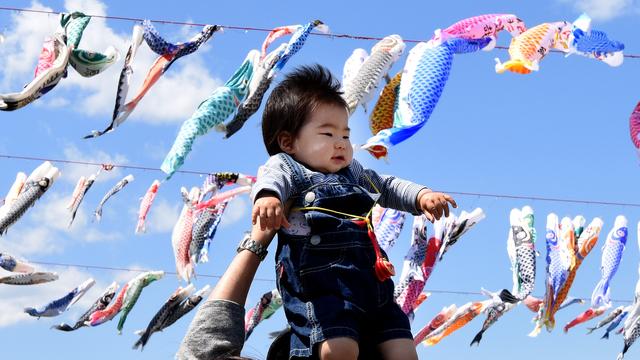 Moins d’un million d’enfants sont nés en 2016 au Japon, une chute record dans l'histoire du pays. [Toru Yamanaka]