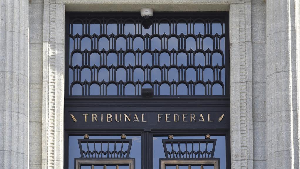 L'entrée du bâtiment du Tribunal fédéral à Lausanne. [Keystone - Christian Brun]