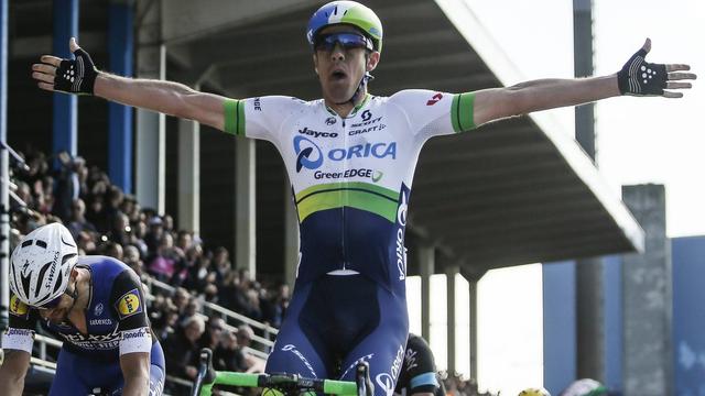 L'Australien Mathew Hayman remporte Paris-Roubaix à la surprise générale. [EPA / Keystone - Etienne Laurent]
