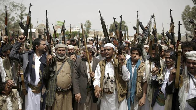 Des rebelles Houthis, en mai dernier à Sanaa, au Yémen. [Keystone - Hani Mohammed - AP Photo]