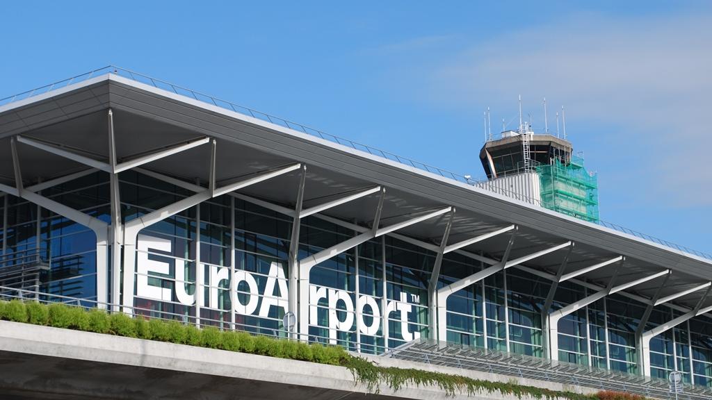 L’EuroAirport de Bâle Mulhouse a enregistré une progression de 8% du nombre de ses passagers. [RTS - Gaël Klein]