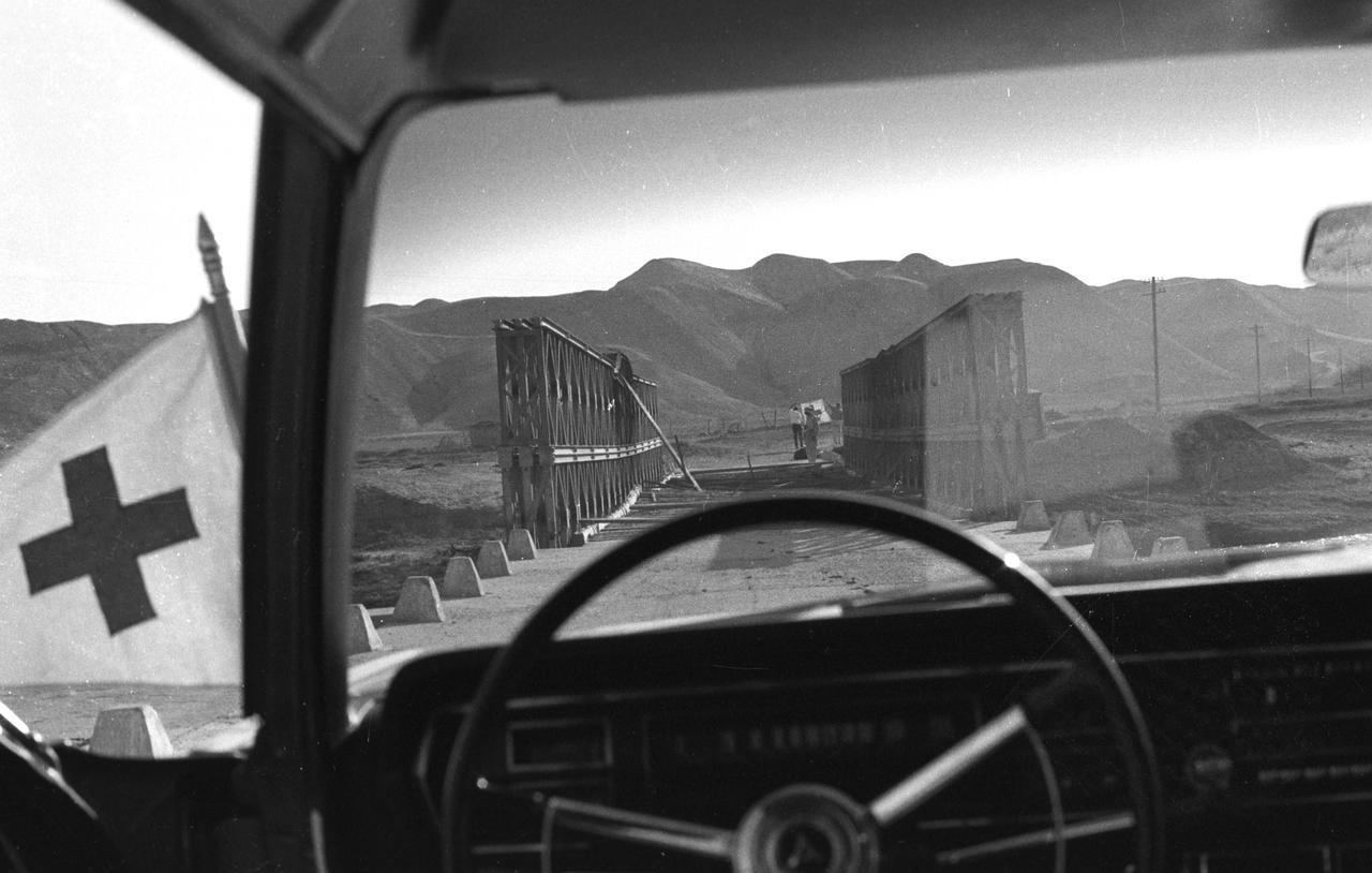 Pont Emir Abdallah, en Jordanie, 1967. [CICR - B. Ryf]