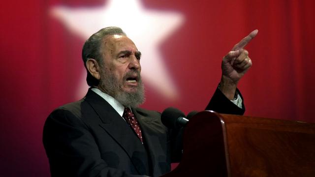 Le leader cubain Fidel Castro aurait survécu à des centaines de tentatives d'assassinat. [AP Photo/Keystone - Cristobal Herrera]