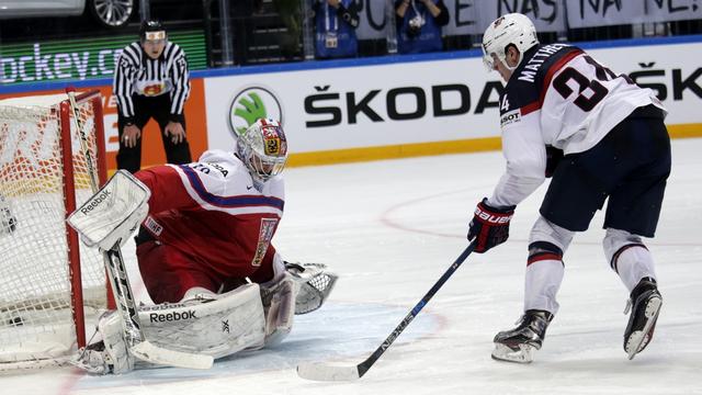 Auston Matthews n'a pas tremblé au moment d'inscrire son tir au but. [KEYSTONE - Pavel Golovkin]